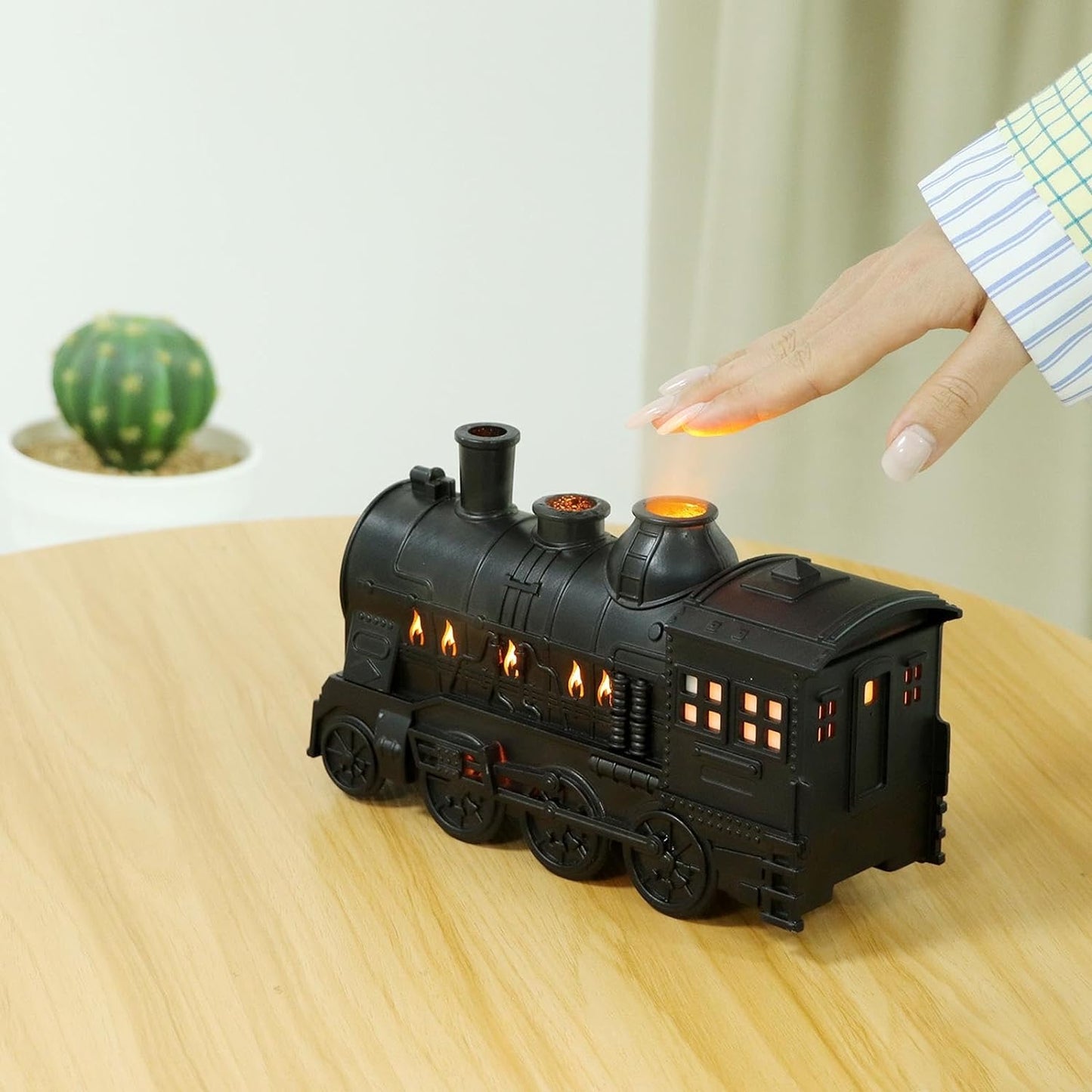 Retro Train Essential Oil Diffuser Humidifier